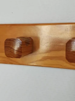 Patère en pin vintage – esprit Les Arcs, années 70