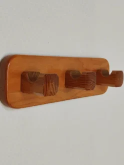 Patère en pin vintage – esprit Les Arcs, années 70
