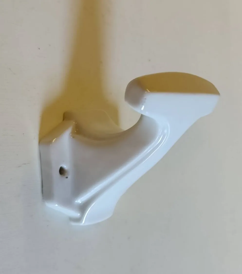 Patère en porcelaine Art-déco - mid.XXeme