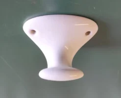 Patère murale en porcelaine - mid. XXeme