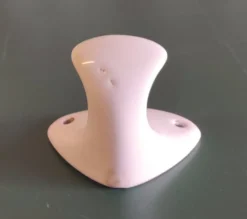 Patère murale en porcelaine - mid. XXeme
