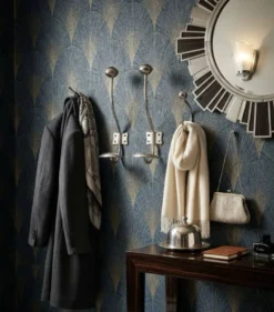 Patère murale vintage en métal – lot de 2 pièces.