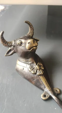 Patère mural Taureau en alliage métal patiné bronze