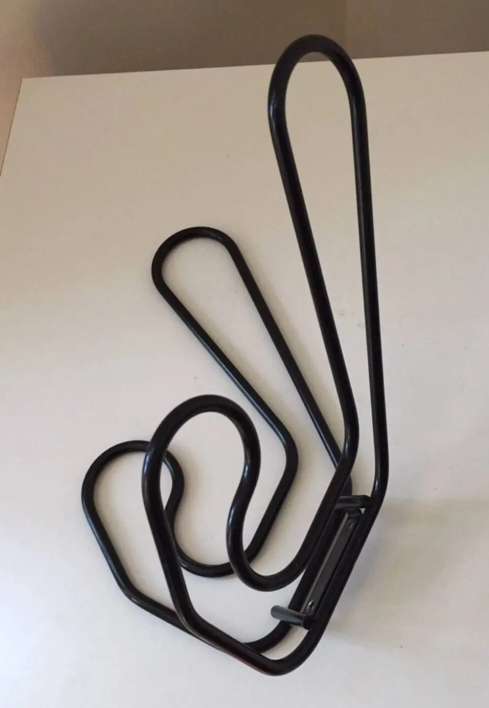 Patère noire Ikea Vintage 1980 style Memphis