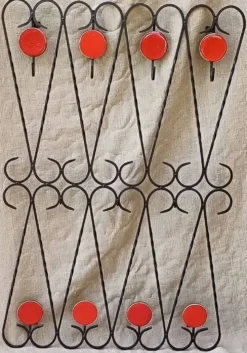 Patère, porte-manteau en fer forgé et céramique