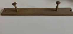 Patère porte manteau mural en chêne moderniste L53,5cm