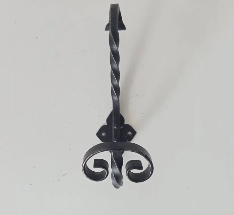 Patère portemanteau vintage en fer forgé