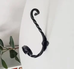Patère portemanteau vintage en fer forgé