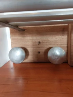 patère, porte-manteaux en bois aérogommé et métal