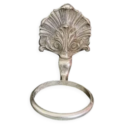 Patère rocaille en laiton style Louis XV