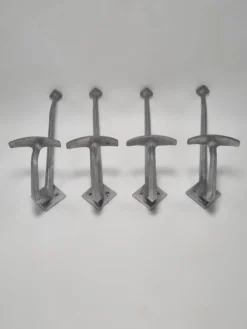 4 patères en aluminium