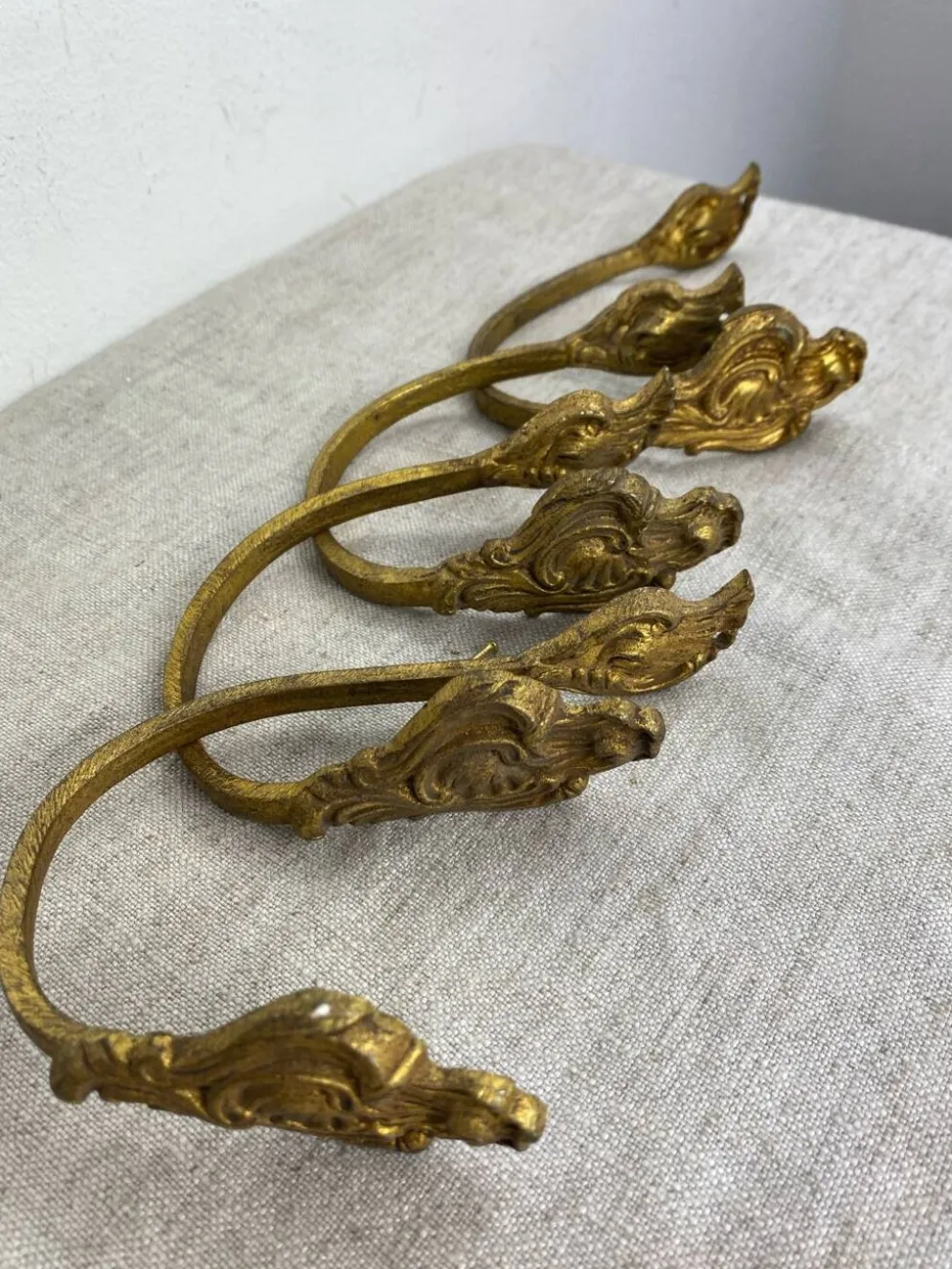 Patères en bronze
