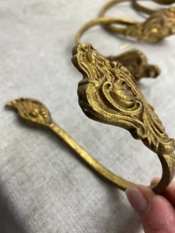 Patères en bronze