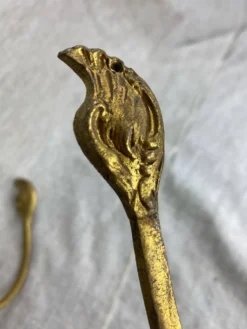 Patères en bronze