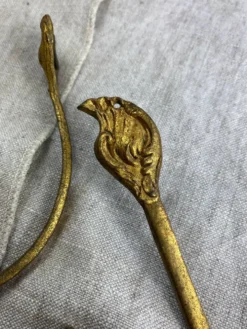 Patères en bronze
