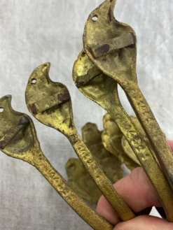 Patères en bronze