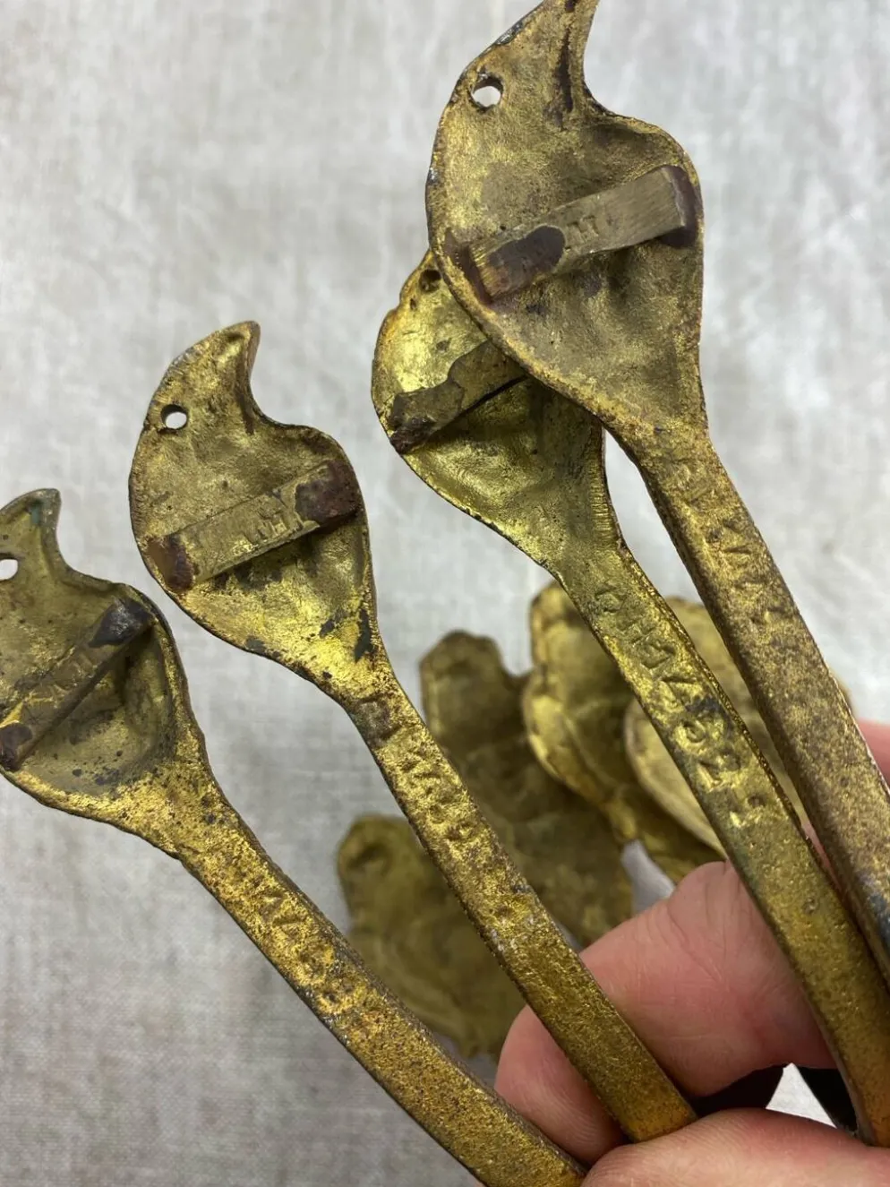 Patères en bronze
