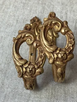 Patères en bronze style Louis XV
