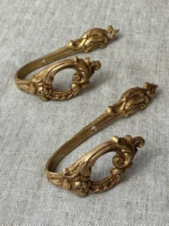 Patères en bronze style Louis XV