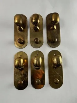 6 patères en laiton attribué à L. Caccia Dominioni pour Azucena, 1962