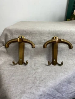Patères en métal à trois crochets