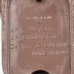 Patères en plastique brun design Carlo Bartoli pour Con et Con, Italie années 70