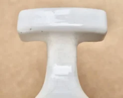 Patères en porcelaine blanche, années 50