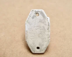 Patères en porcelaine blanche, années 50