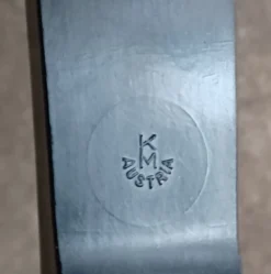 10 patères, KM Austria, bakélite et laiton