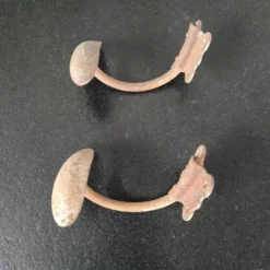 Patères métalliques
