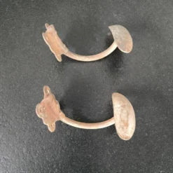 Patères métalliques