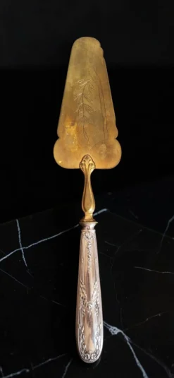 Pelle à tarte Argent poinçon Minerve