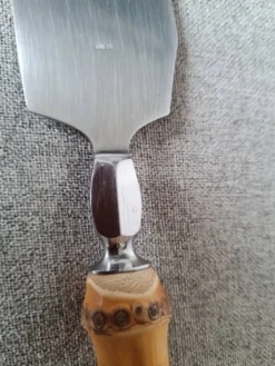 Pelle à tarte manche en bambou
