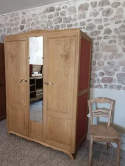 Penderie Art Déco en chêne rénovée