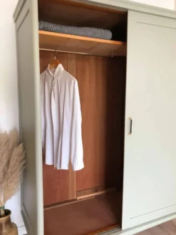 Penderie à portes coulissantes, années 60
