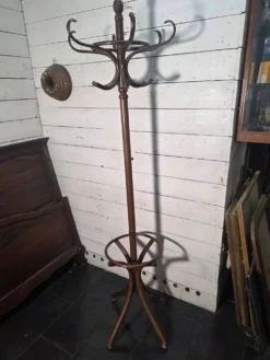 Perroquet ancien en bois courbé + porte parapluie