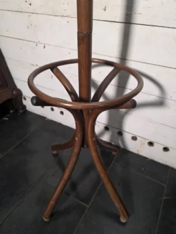 Perroquet ancien en bois courbé + porte parapluie