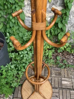 Perroquet portemanteau en rotin vintage 1970