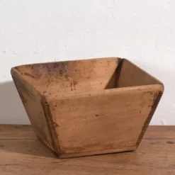 Petit bol ancien de style primitif (c.1920) #9