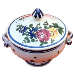 Petit bouillon sur piédouche Ancienne céramique polychrome