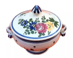 Petit bouillon sur piédouche Ancienne céramique polychrome