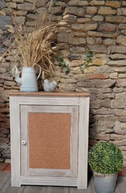 Petit buffet ancien