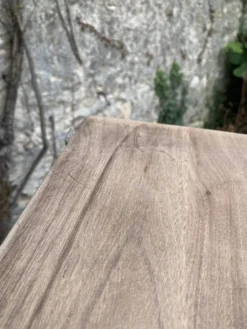 Petit buffet ancien en bois