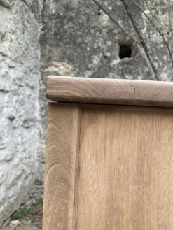 Petit buffet ancien en bois