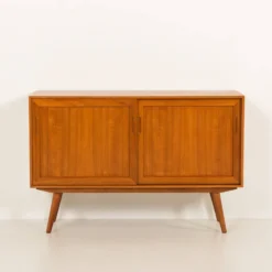 Petit buffet en teck scandinave, années 1970
