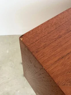 Petit buffet teck 2 portes scandinave vintage