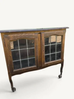 Petit buffet vitré Art nouveau en chêne et verre plombé