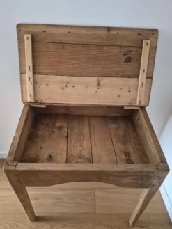 Petit bureau écolier