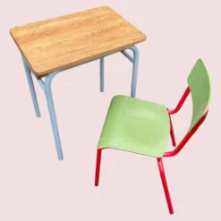 Petit bureau d’écolier et sa chaise vintage