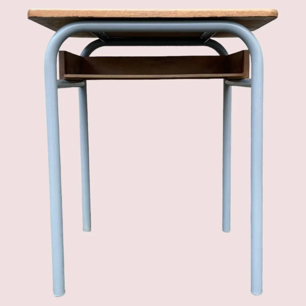 Petit bureau d’écolier et sa chaise vintage